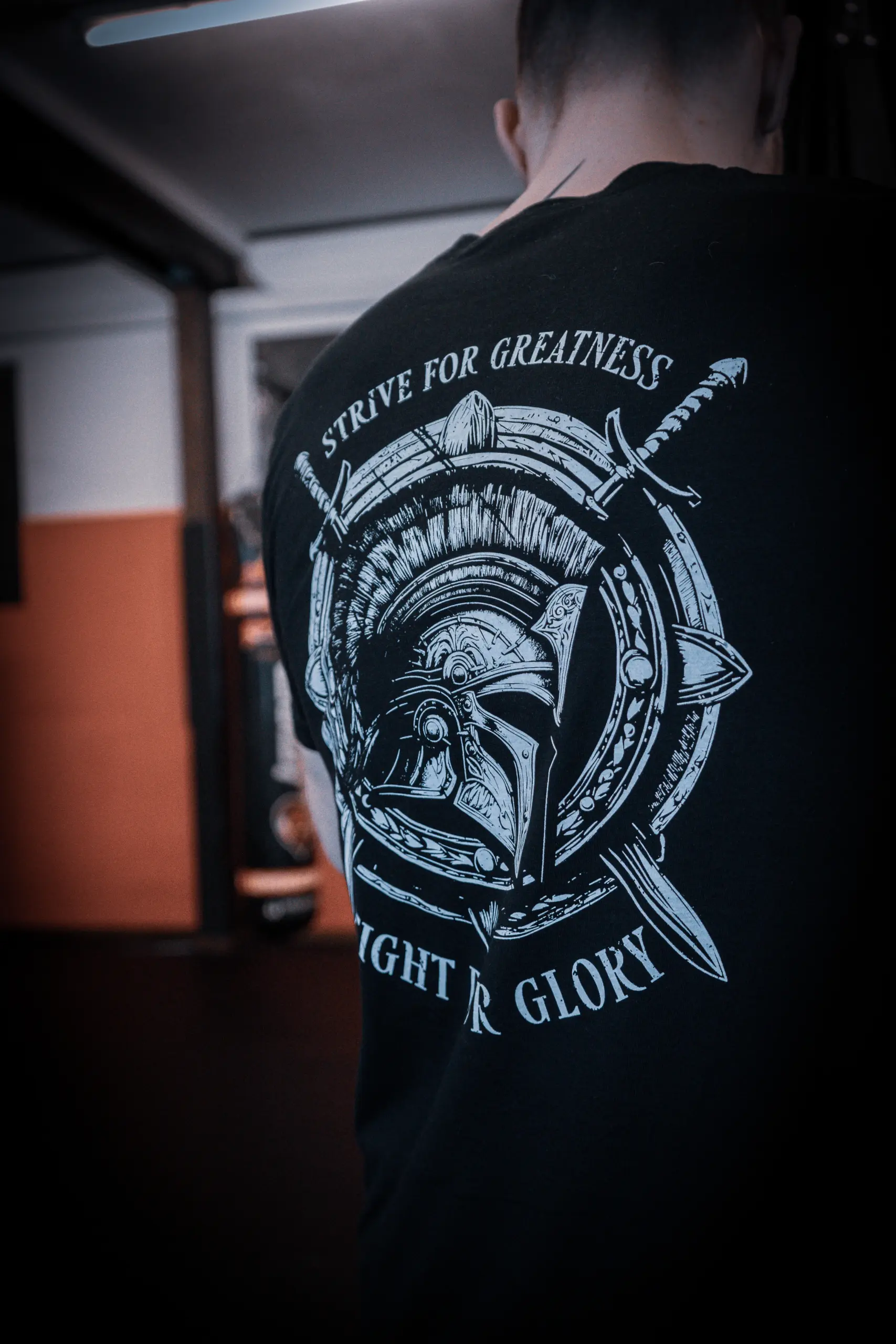 Strive for Greatness, Fight for Glory, T-Shirt, Streetwear, Rückansicht